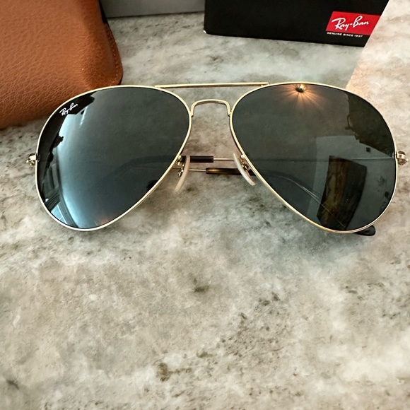 Ray.Ban Aviator Classic Gold - Picture 2 of 12